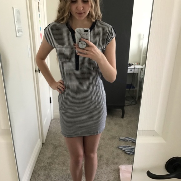 Striped dress - Picture 4 of 6